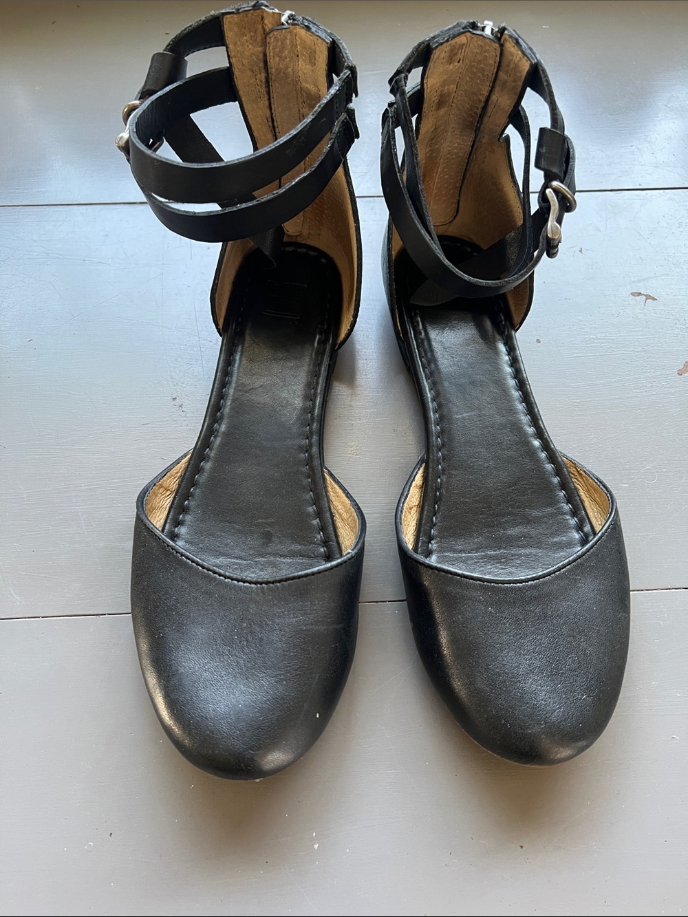 Women’s Frye Black Ankle-Strap Mules sandals with Closed Toe